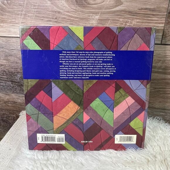 BETTER HOMES AND GARDENS Complete Guide To Quilting Hardback Book - Picture 3 of 8